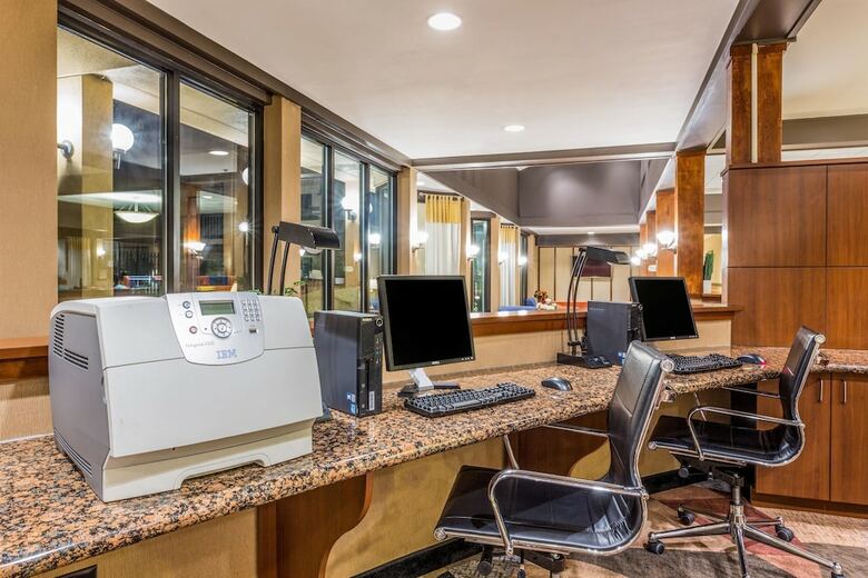 Hotel Comfort Inn
