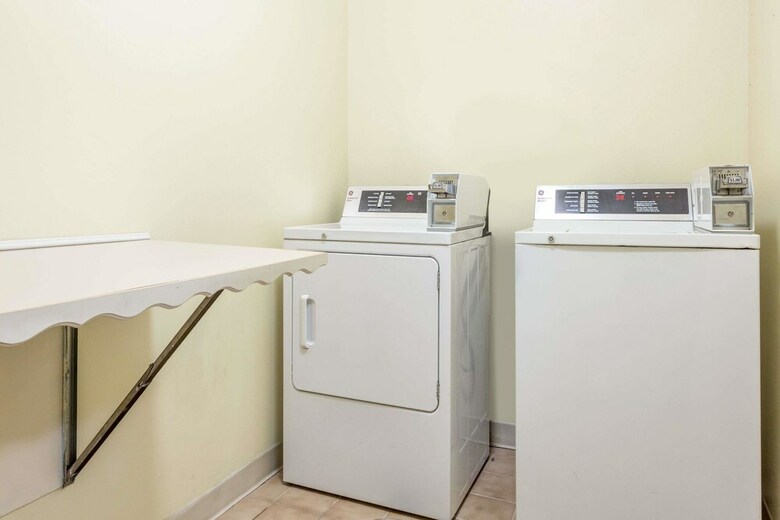 Hotel Comfort Inn