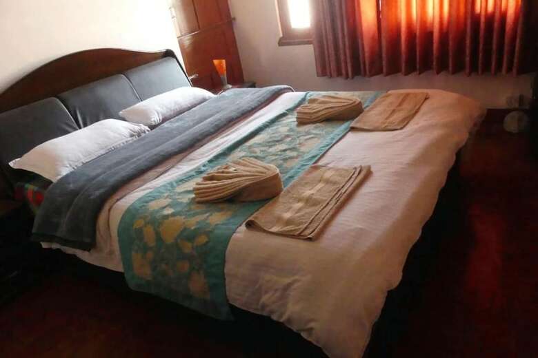 Bed & Breakfast Sherpa Homestay