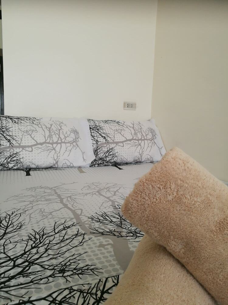 Mabolo Garden Flat 1014