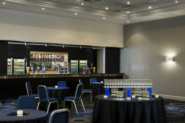 Mercure Telford Centre Hotel