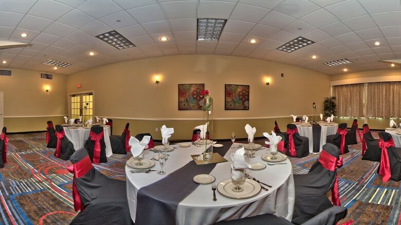 Hotel Quality Inn & Suites Vestal Binghamton