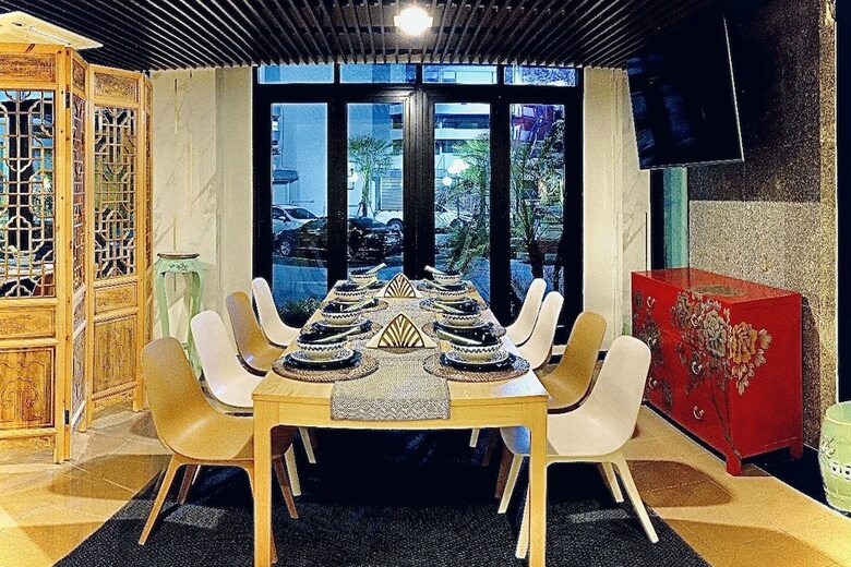 M Grand Hotel