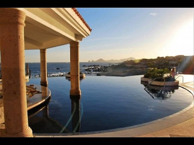 Hacienda Residences, Private 3-bedroom Villa