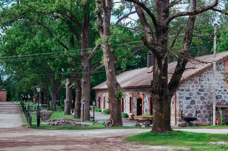 Altun Estate Hotel Barskiy Fligel