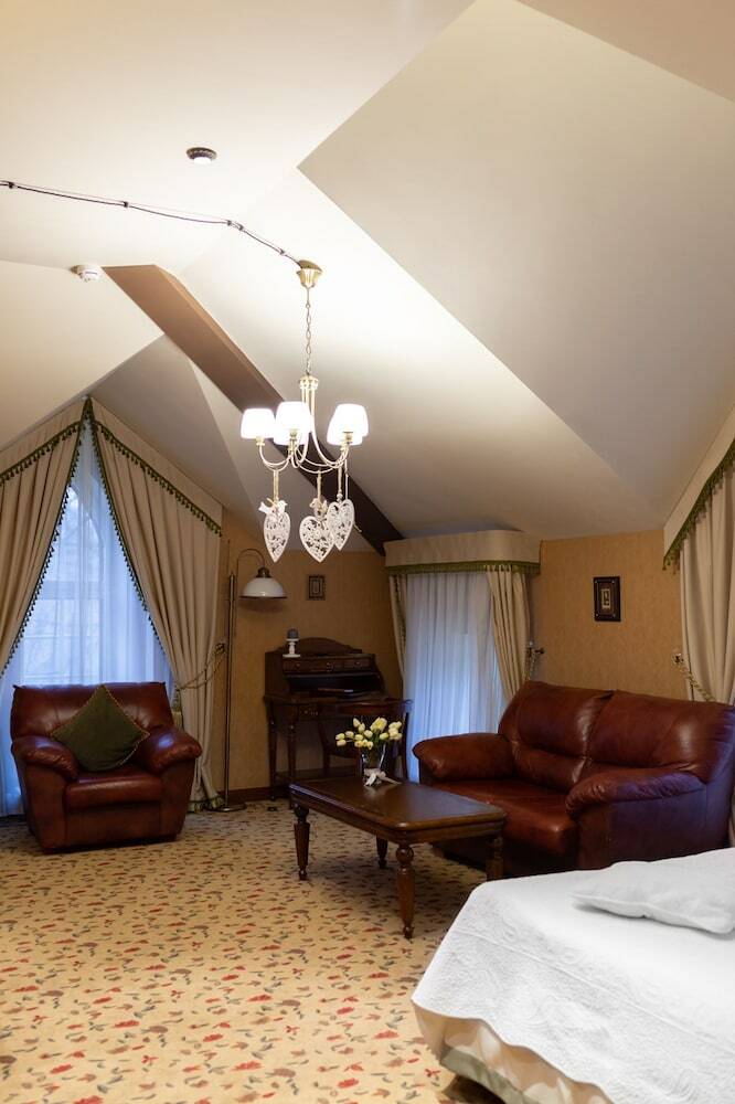 Altun Estate Hotel Barskiy Fligel