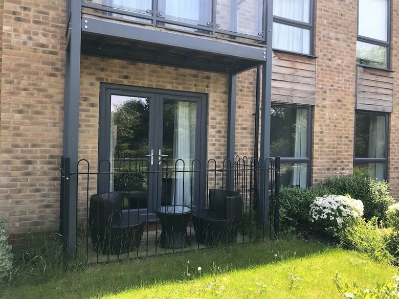 The West Cambridge Apartment