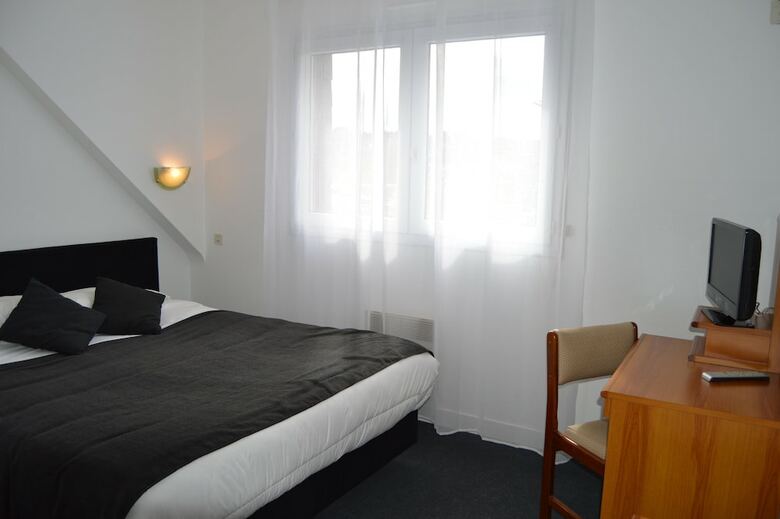 Hotel H�tel Saint Pierre