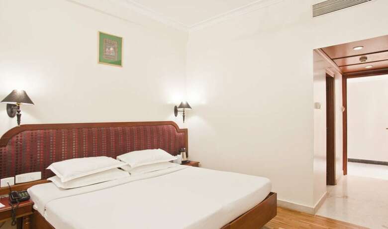 Hotel The Woods Manor Mg Road