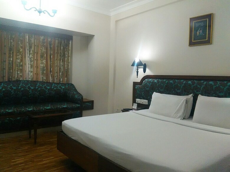 Hotel The Woods Manor Mg Road