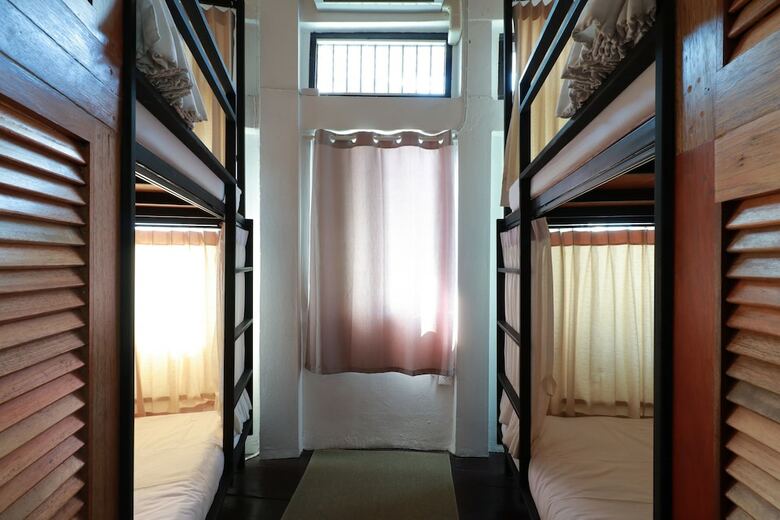 Hostal Oyo 552 Hab40 Hostel
