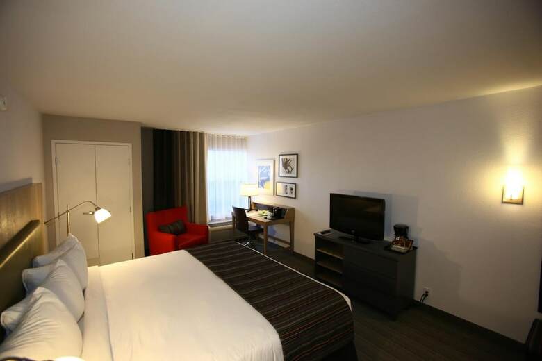 Hotel Greentree Inn & Suites