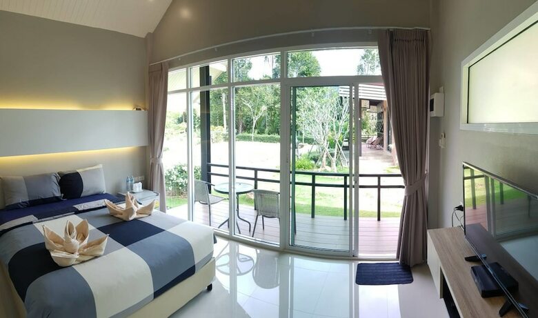Hotel Evergreen Kohchang Resort