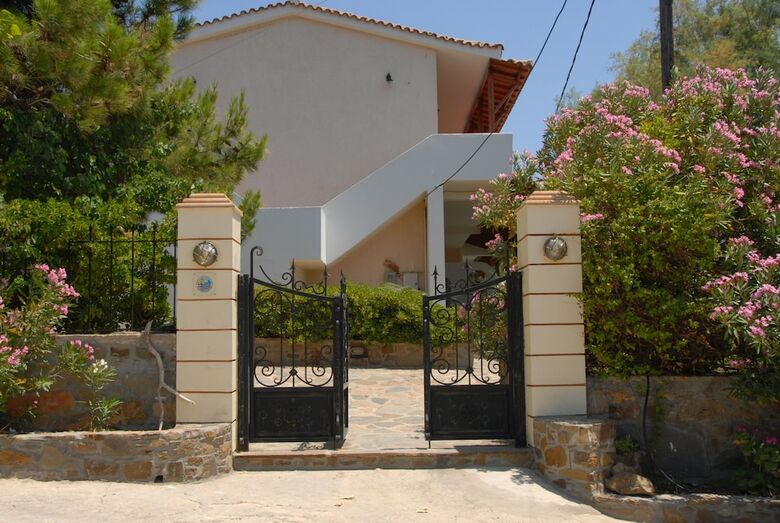 Aparthotel Zorbas Apartments