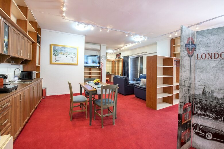 Cinema Museum Apartment