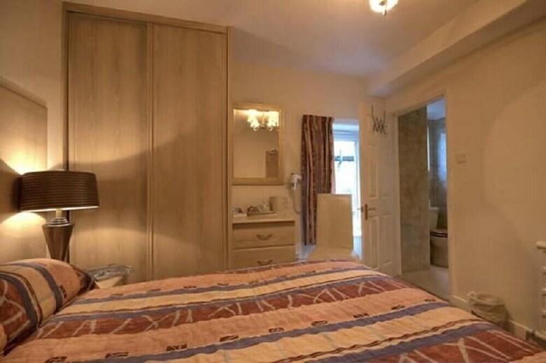 Kearton Country Hotel
