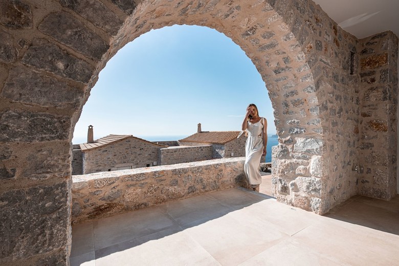 Hotel Ari� Estate Suites & Spa