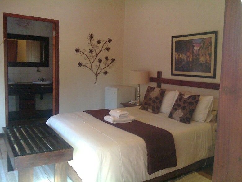 Hotel Khokha Moya Guest House