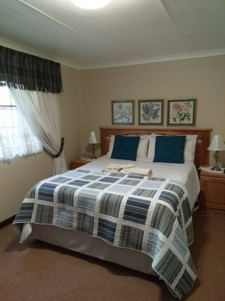 Hotel Khokha Moya Guest House
