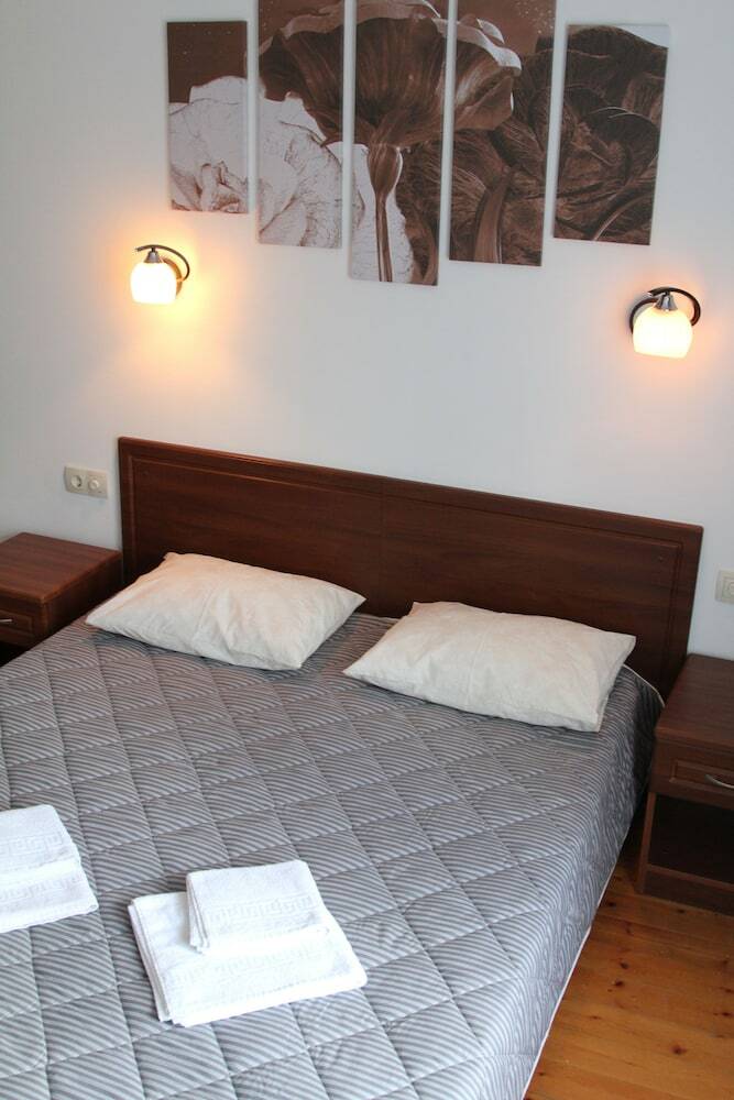 Hotel Aksis House