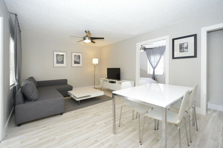 Hallandale Beach Apartments