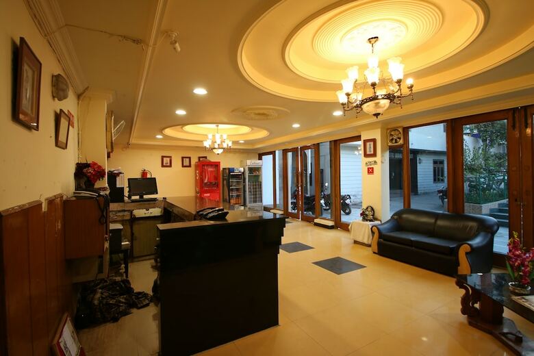 Hotel Motel Divine International