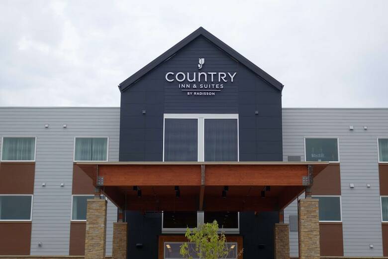 Hotel Country Inn & Suites By Radisson, Ft. Atkinson, Wi