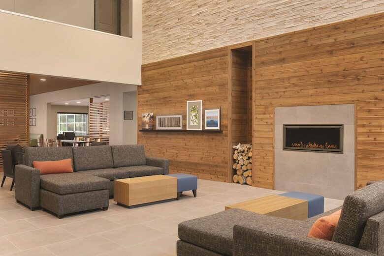 Hotel Country Inn & Suites By Radisson, Ft. Atkinson, Wi