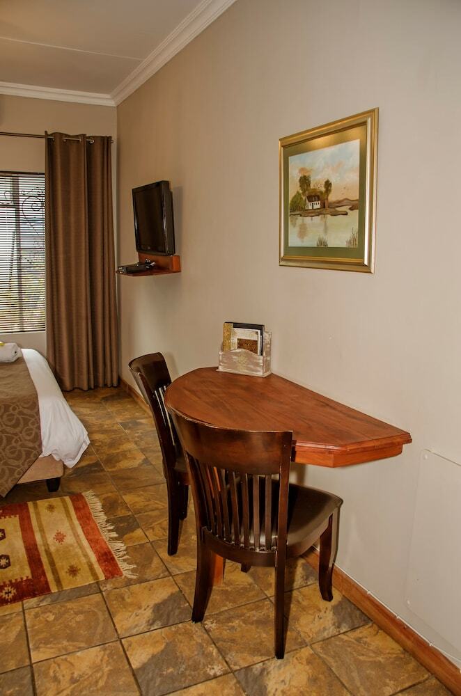 Hotel Cornerstone B&B