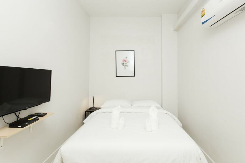Metro Hotel