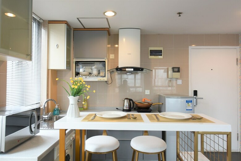 Your Saint Land Service Apartment
