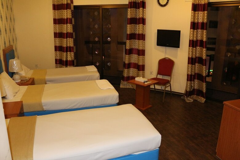 New Avon Hotel
