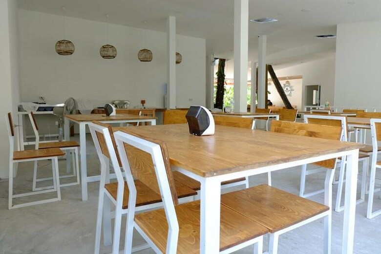 Hotel Whalecome Aonang Resort