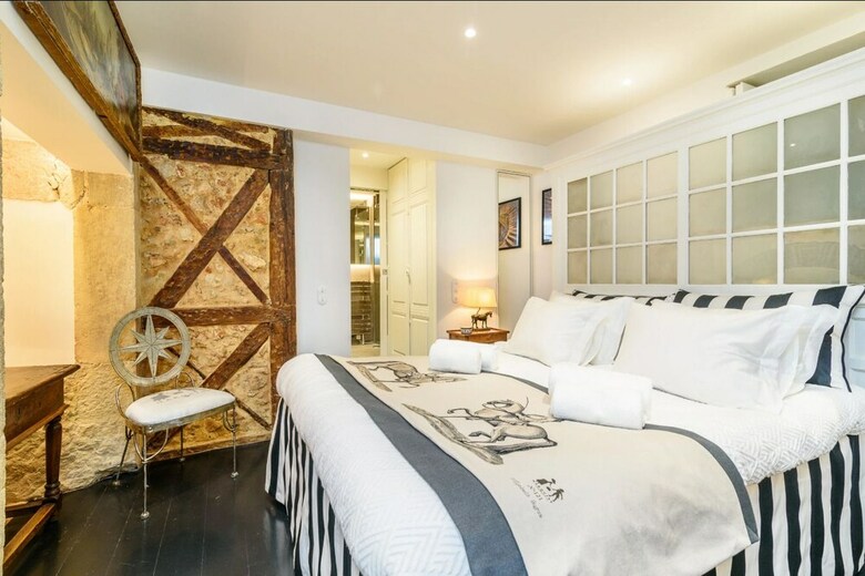 Apartamentos S. Juli�o By Bnblord