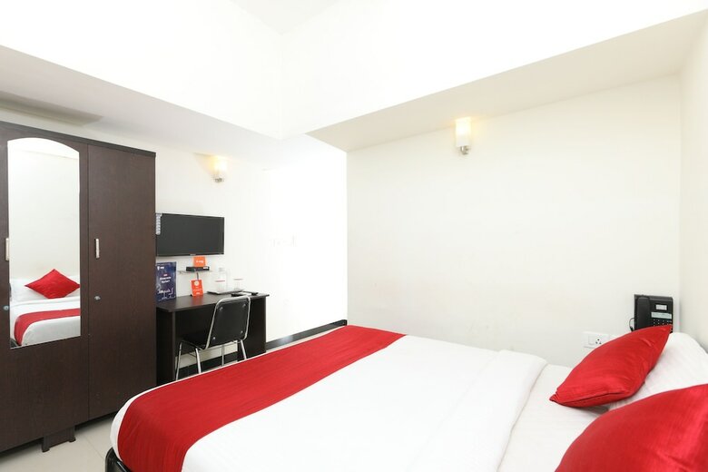 Hotel Oyo 15133 Sharon Residency