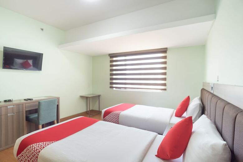 Oyo 196 Destiny Hotel