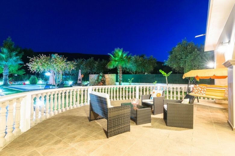 Villa Fontana Holiday Home