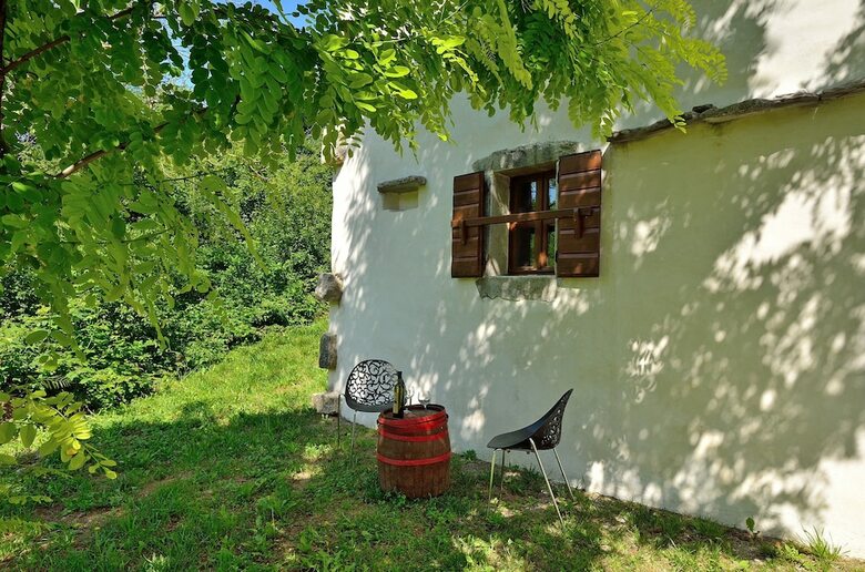 Hotel Traditional Stone House