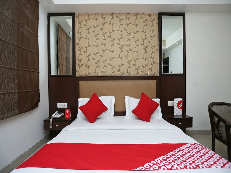 Hotel Oyo 13758 Xs Residency