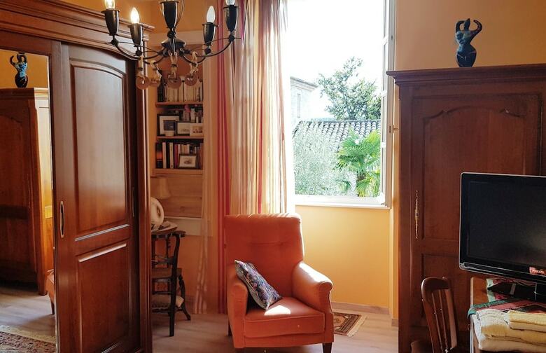 Hotel G�te Et Chambres D'h�tes Saint Roch