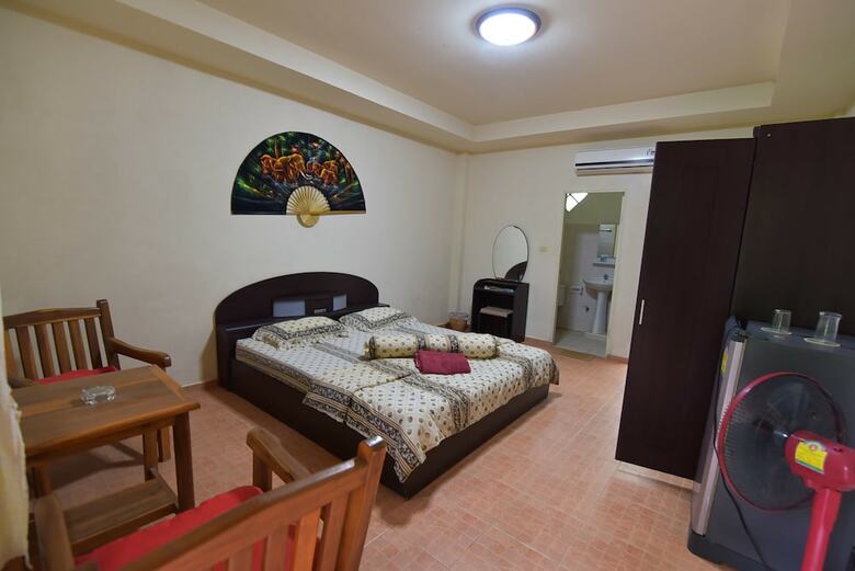 Hotel Ao Nang Pearl Resort