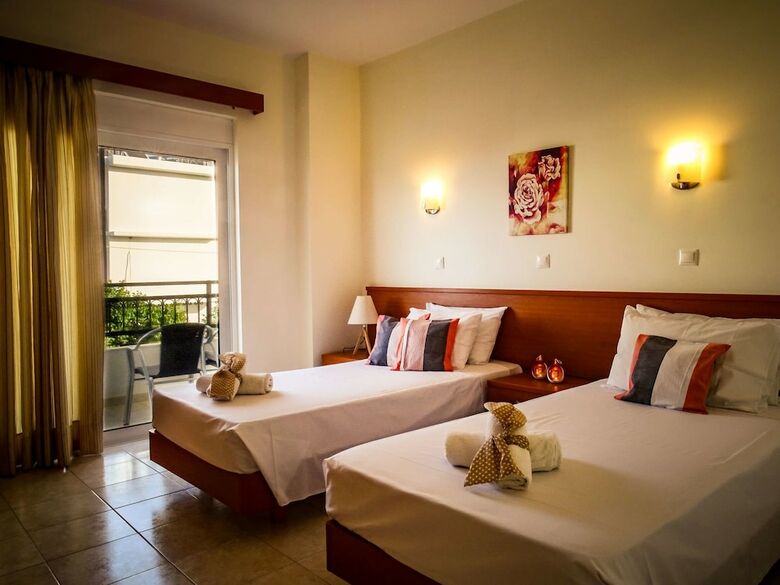 Apartamentos Tsambikos Apts
