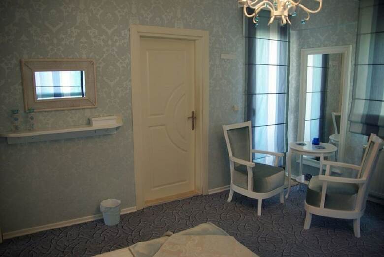 Villa Parla Viens Suites