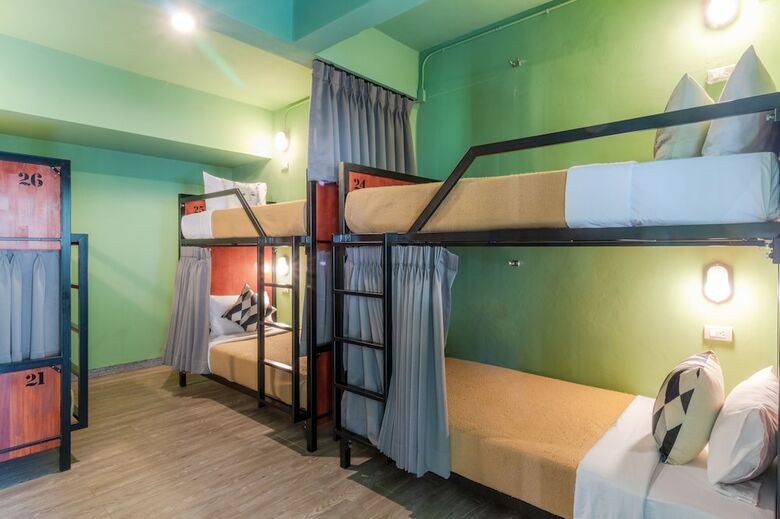 Hostal Miami Hostel Sukhumvit