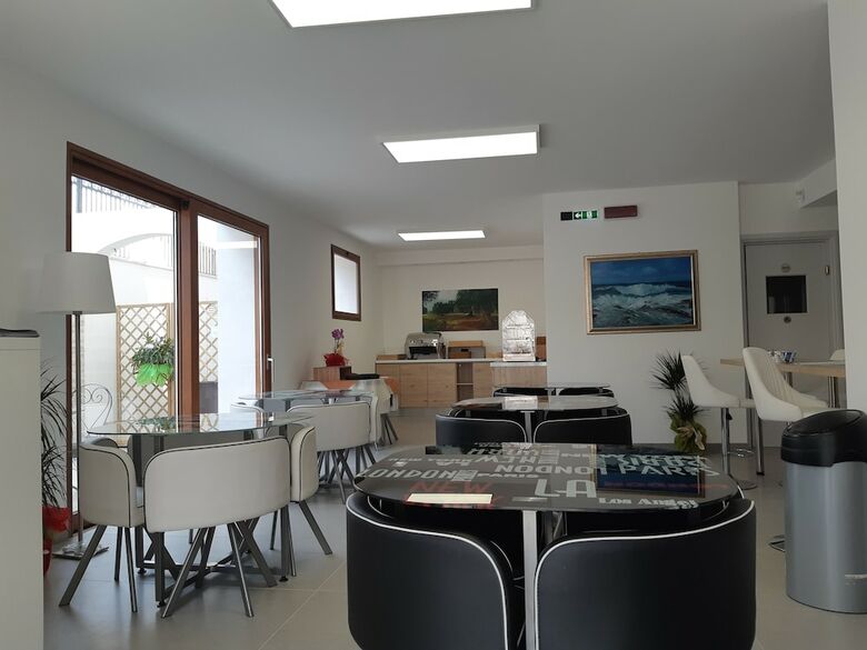 Posada Morello Beach Hotel