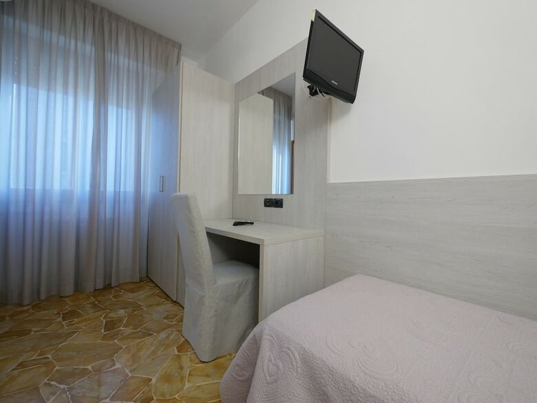 Bed & Breakfast Florence House Careggi