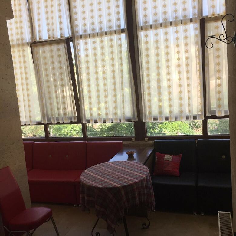 Arnovalley Hotel