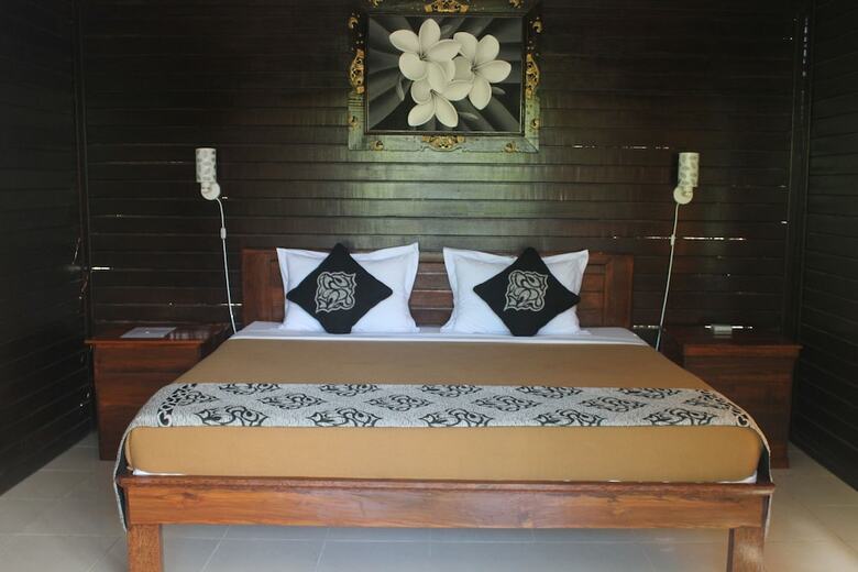 Hotel A-one House