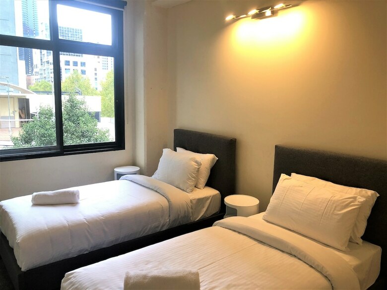 Apartamentos Readyset On King