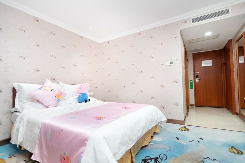 L Hotel Lianhua